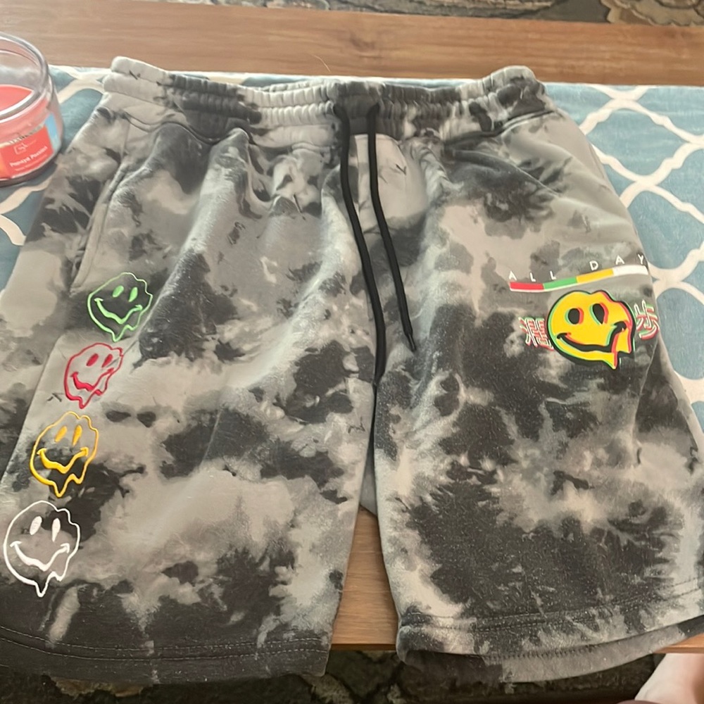 I’m selling shorts. They are a size large they are mens but women can wear too